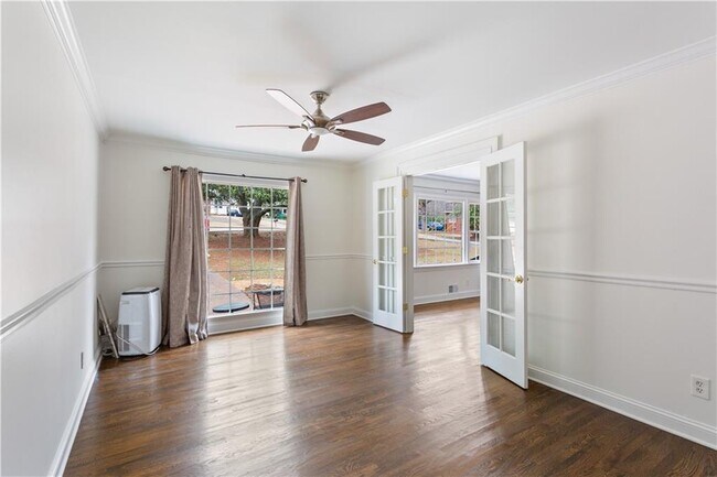 Foto del edificio - 3623 Lee St SE