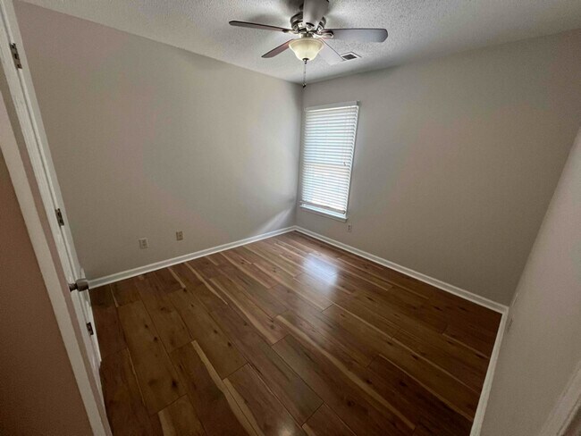 Building Photo - 1154 S Collierville Arlington Rd