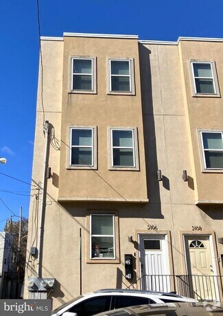 Building Photo - 2106 N 17th St
