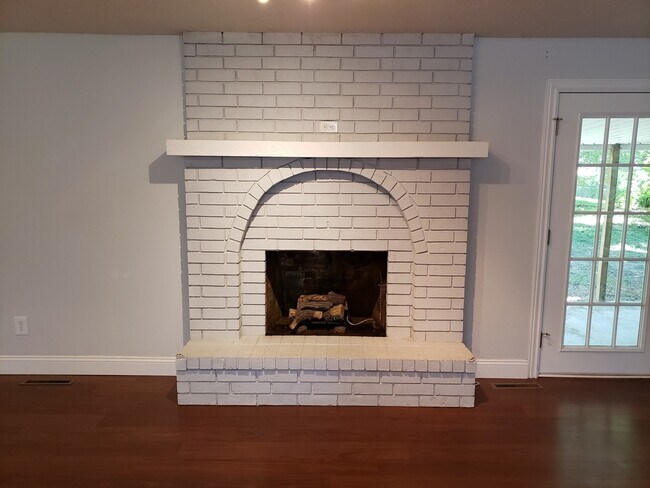 Foto del edificio - Granite Counter Tops w/ Open Floor Plan in...