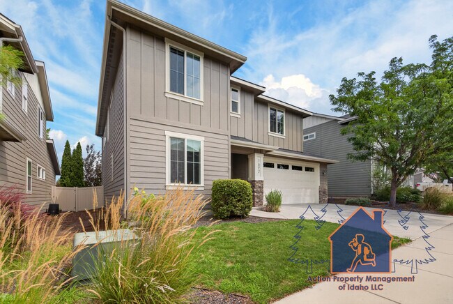 Building Photo - 1692 E Kalispell St