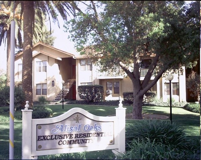 Foto del edificio - Alisal Oaks Apartments