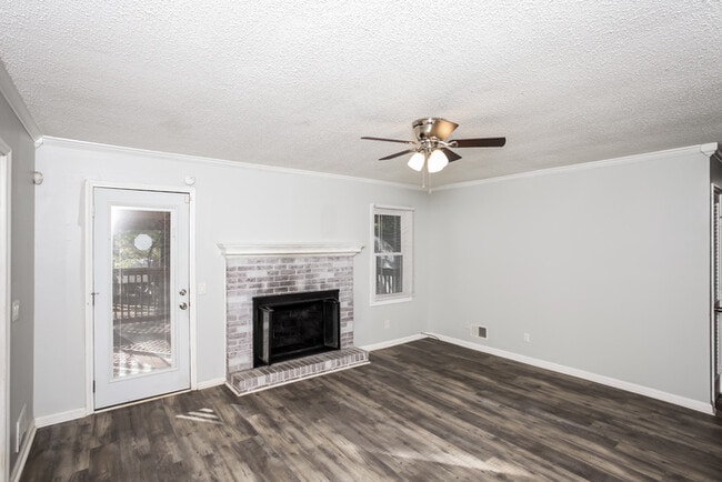 Foto del edificio - 106 Maid Stone Ct