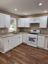 Building Photo - 3836 Edgepark Dr