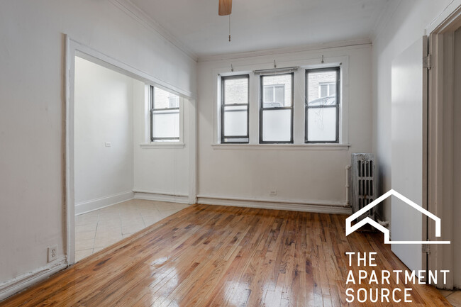 Building Photo - 3812 N Pine Grove Ave