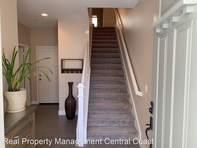 Building Photo - 3 br, 3.5 bath House - 3278 Lavender Lane