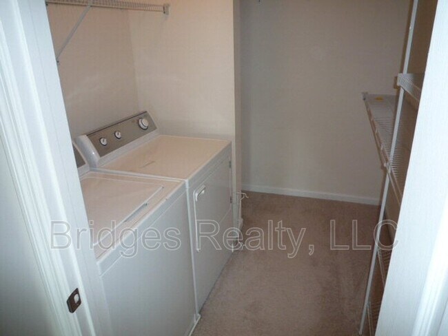 Building Photo - 7018 Antilles Dr