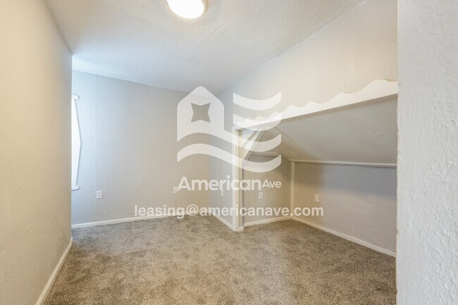 Foto del edificio - 1138 Queen St