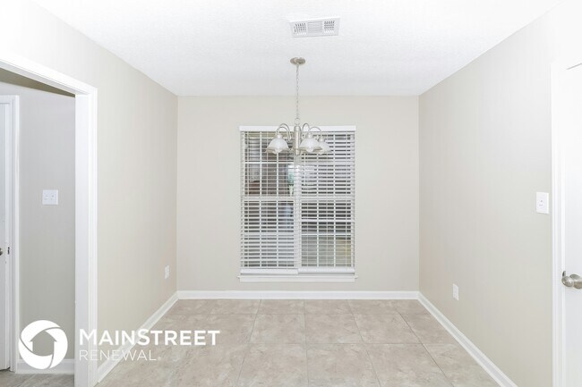 Building Photo - 7232 Layne Dr