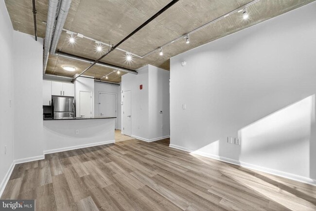 Foto del edificio - 1300 N St NW