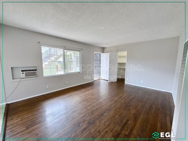 Foto del edificio - 11535 Sylvan St