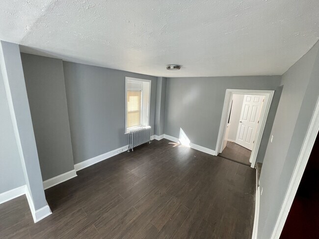 Dining Room - 167 E Sharpnack St