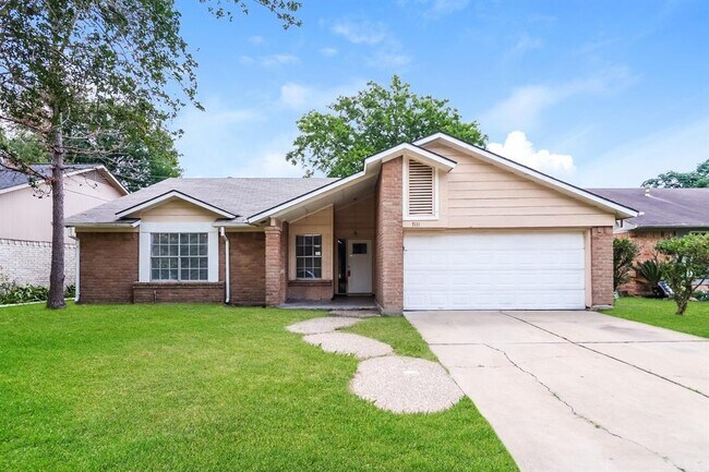 Building Photo - 7111 Navidad Rd