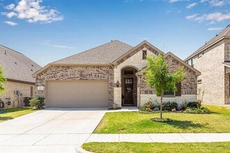 Building Photo - 4507 Cypress Dr