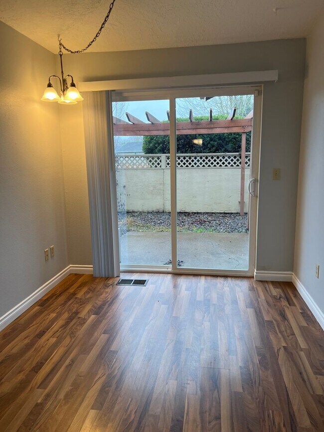 Foto del edificio - 982 SW Hawthorne St