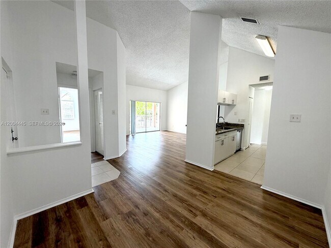 Foto del edificio - 15771 SW 104th Terrace