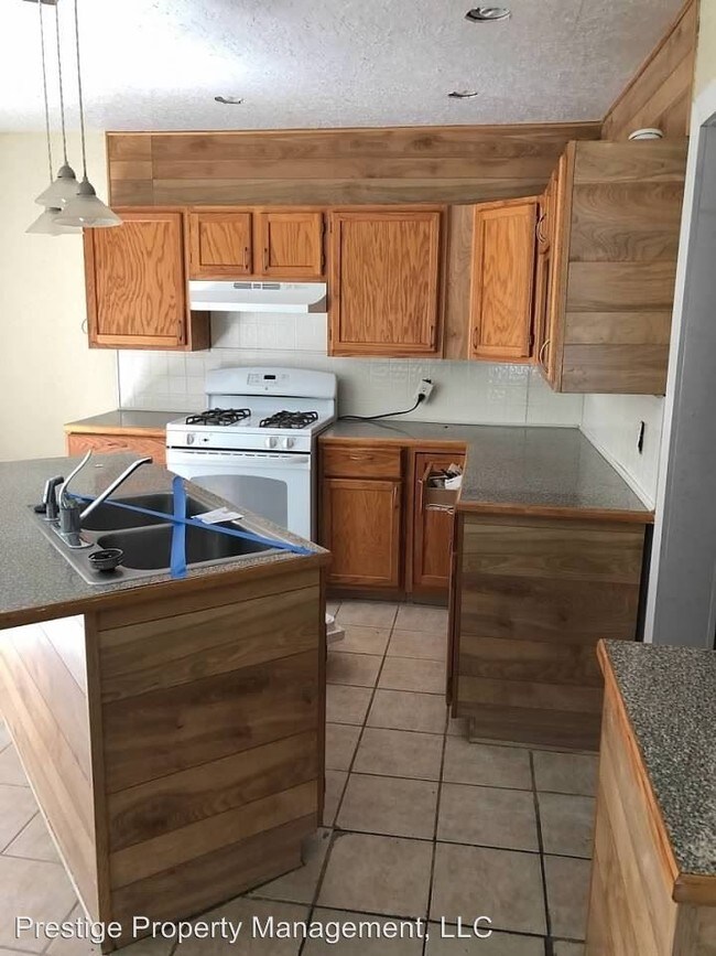 Foto del edificio - 2 br, 1 bath House - 509 W Harper