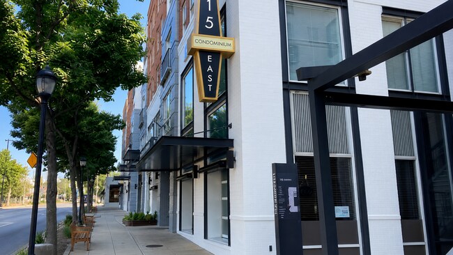 Foto del edificio - 1315 East Blvd