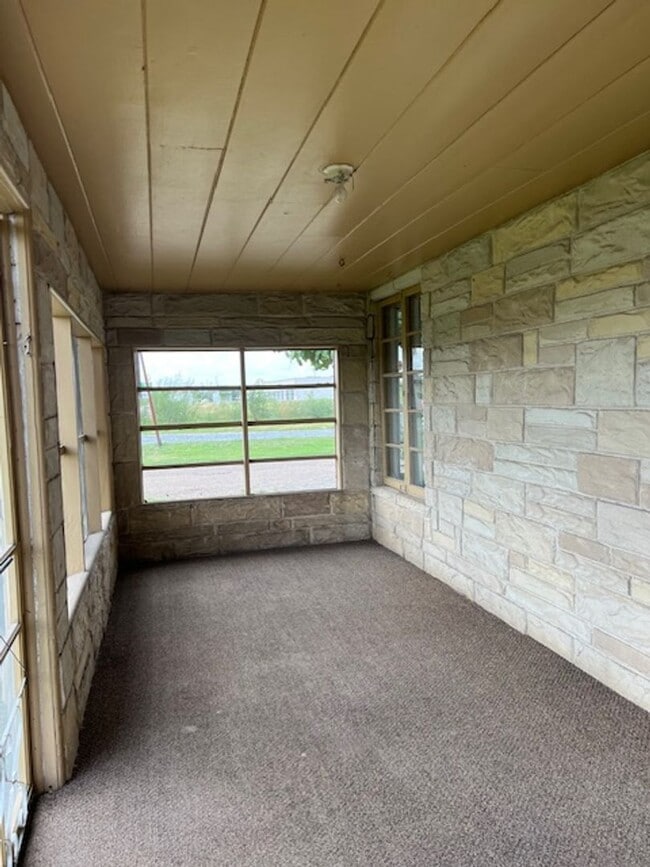 Building Photo - 1701 N Ware Rd