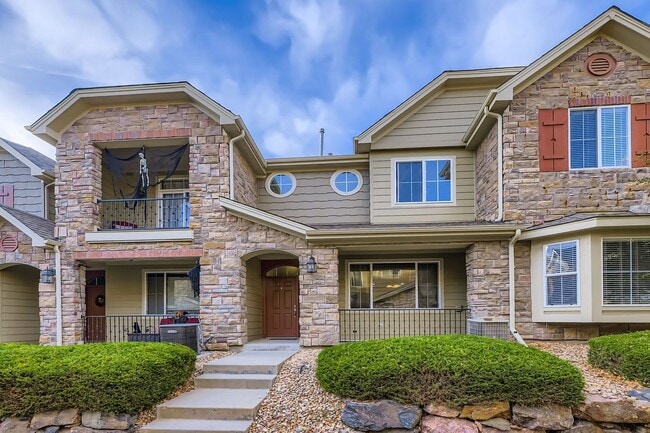 1st MONTH RENT!! Gorgeous 2BD/2.5BA home l... - 1st MONTH RENT!! Gorgeous 2BD/2.5BA home l...