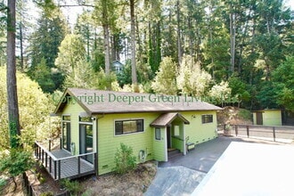 Building Photo - 49 Conifer Way