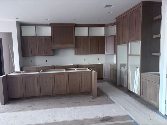 Building Photo - Brand New 3 bed plus office/2.5 bath in beautiful Coral Canyon!