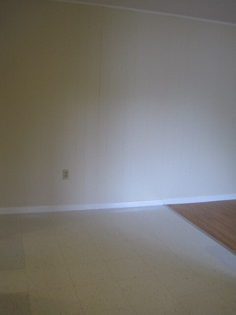 Building Photo - 5 Minott St