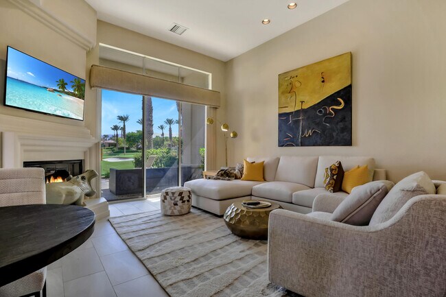Foto del edificio - 125 Rainbird Cir