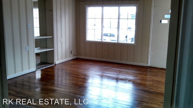 Building Photo - 4 br, 2 bath Apartment - 4570 ARAPAHOE