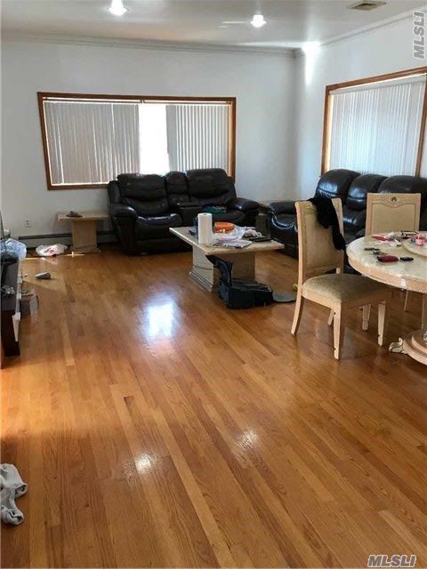 Foto del edificio - 142-33 59th Ave