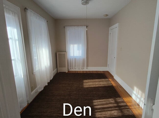 Building Photo - 19 Surry Rd