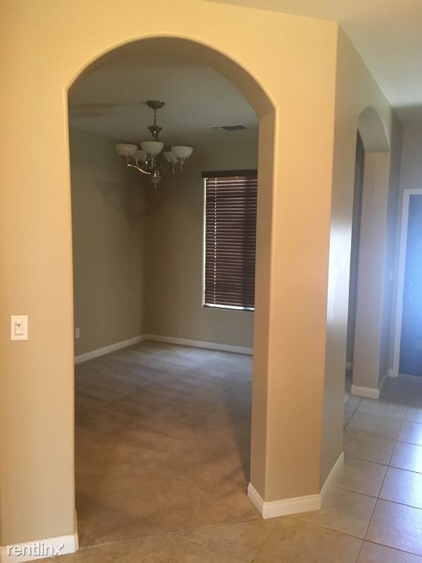 Building Photo - 209 Emerald Isle Way