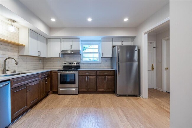 Foto del edificio - 307 Adair St