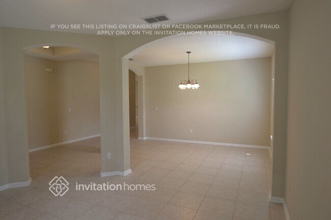 Building Photo - 3209 Wandering Oaks Dr