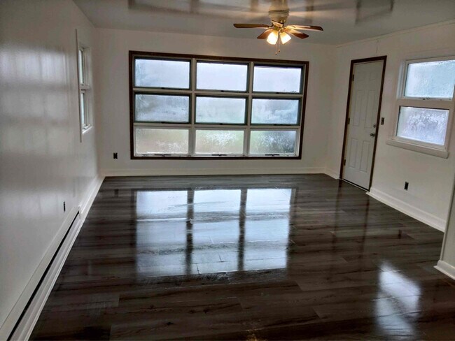 Foto del edificio - 217 E Lincoln Ave