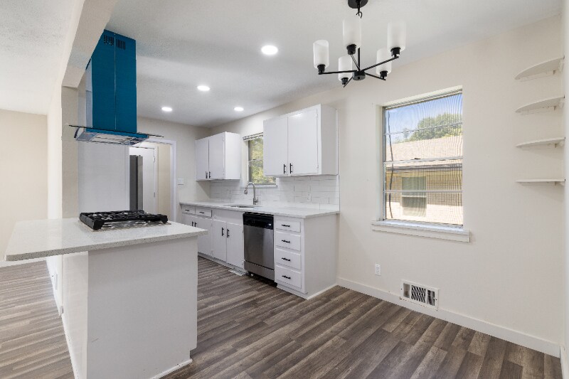 Foto principal - 529 Melrose Dr