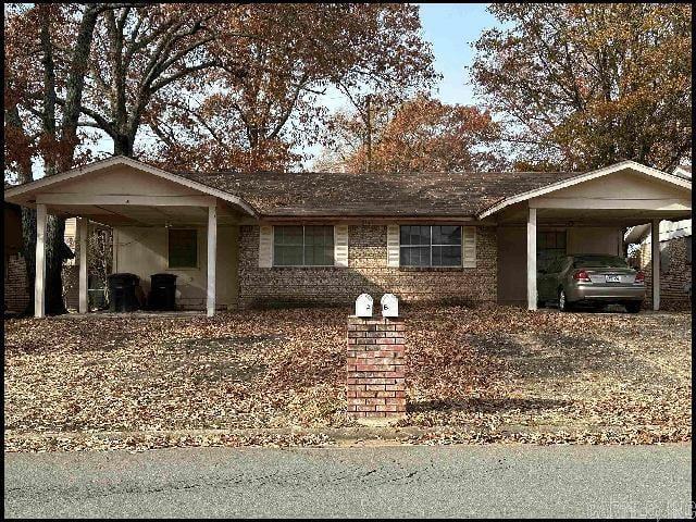 Foto principal - 8207 Woodview Dr E