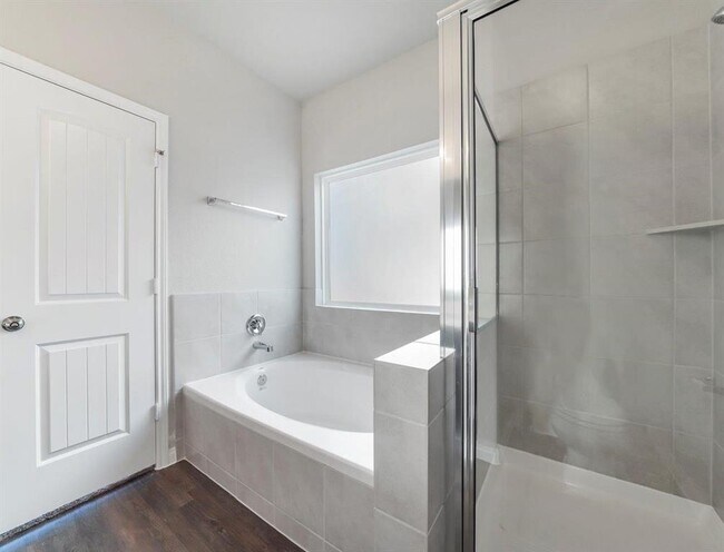 Foto del edificio - 22015 Sovereign Hts Ln.