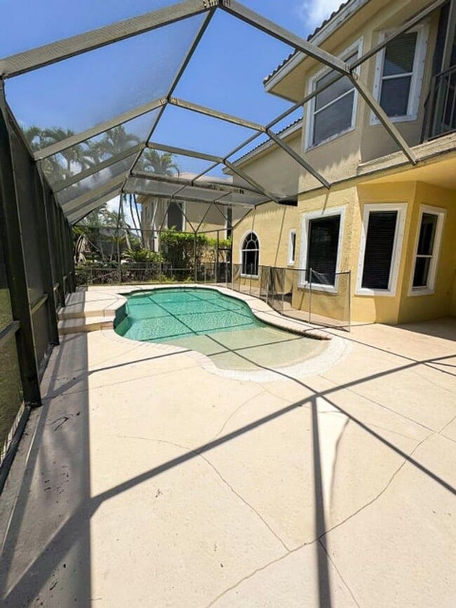 Foto del edificio - 7477 NW 114th Terrace