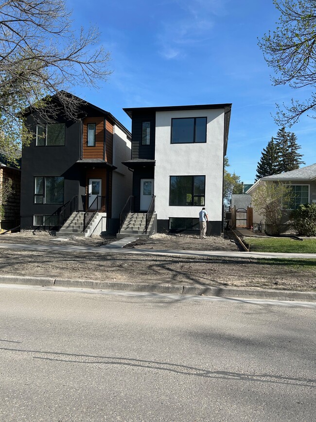 Building Photo - 1112 Windermere Ave