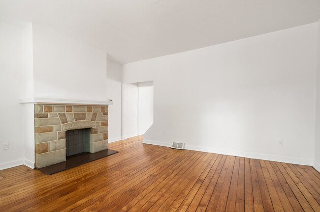 Foto del edificio - 5529 McCandless Ave