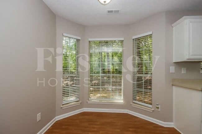 Foto del edificio - 2935 Canary Ct