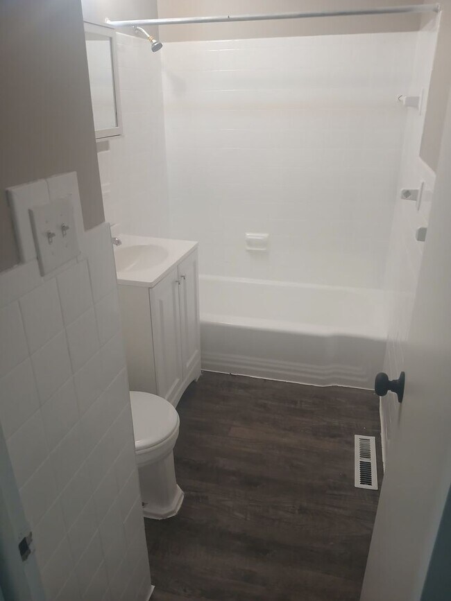 Foto del edificio - NEW Rate NOW! Beautiful 3 Bedroom Home in ...