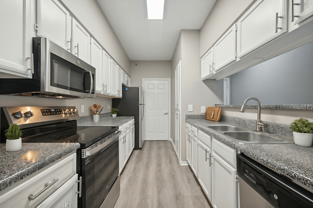 Foto principal - The Enclave at Stonebrook