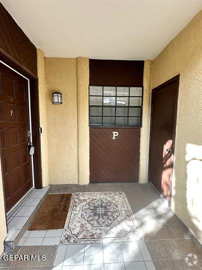 Building Photo - 425 Irondale Dr