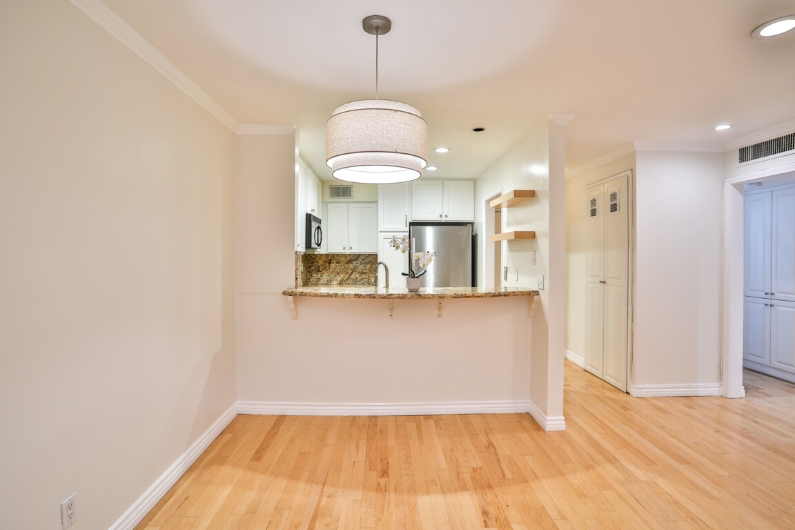 Foto principal - 11750 W Sunset Blvd