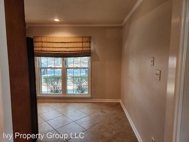 Building Photo - 2 br, 2 bath House - 2420 Dryden Ln