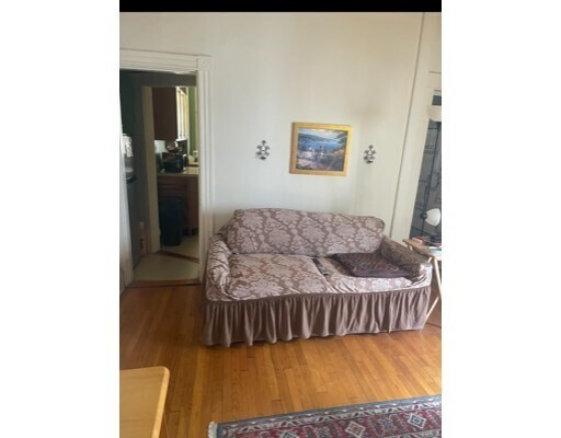 Building Photo - 62 Hamilton St