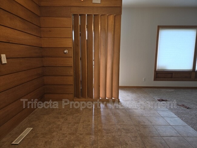 Building Photo - 630 N Taft Hill Rd