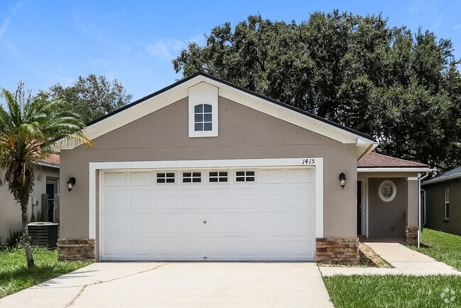 Building Photo - 1415 Marsh Wood Dr